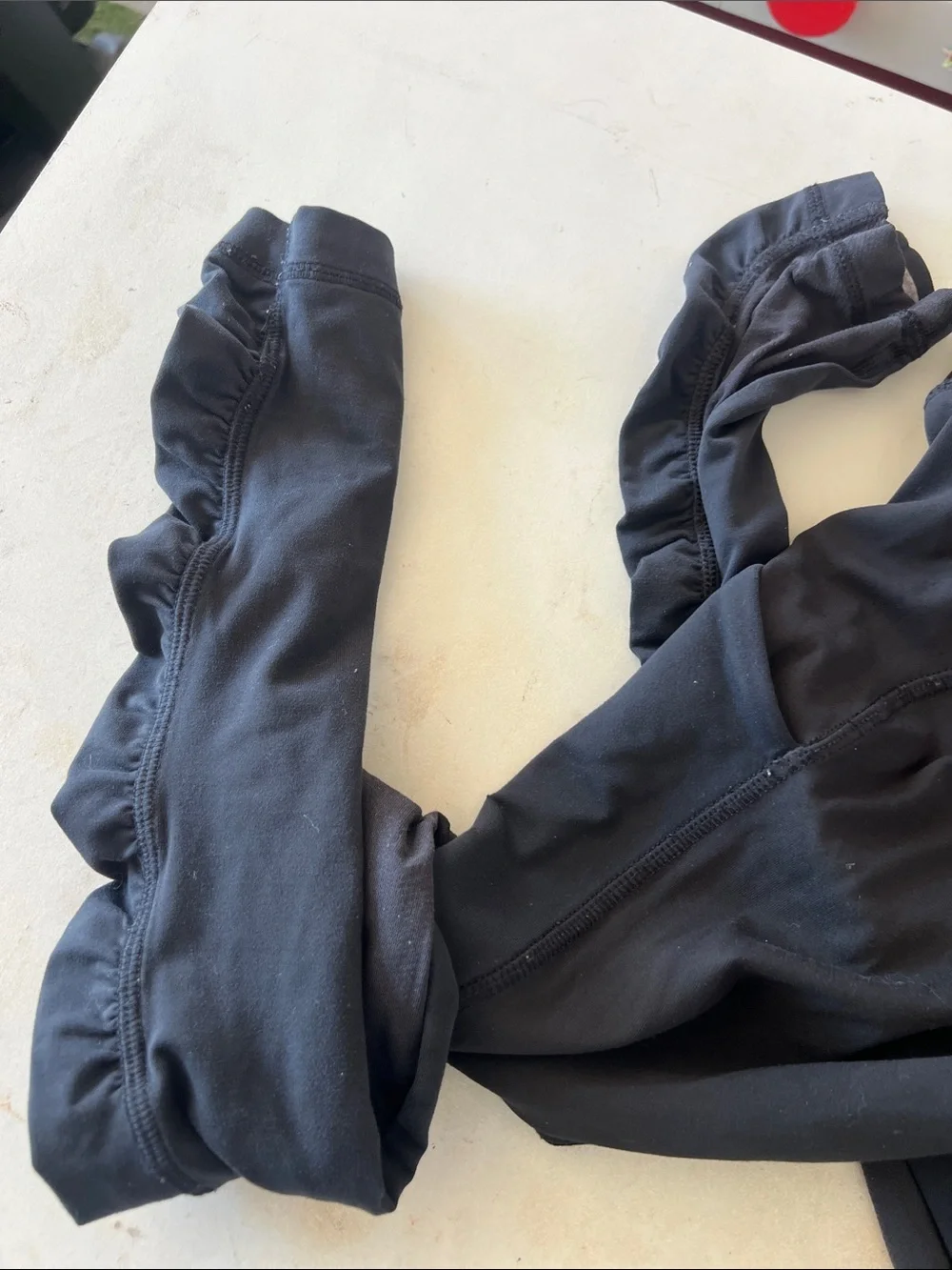 Lululemon Speed Tight IV leggings feature functional ruching detail